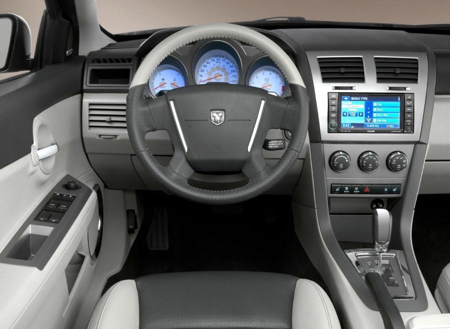  Dodge Avenger R/T 2007 года  (фото 38 из 41)
